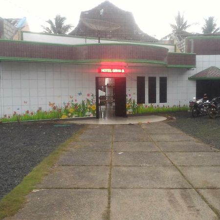 Hotel Gbs Malingping Buitenkant foto