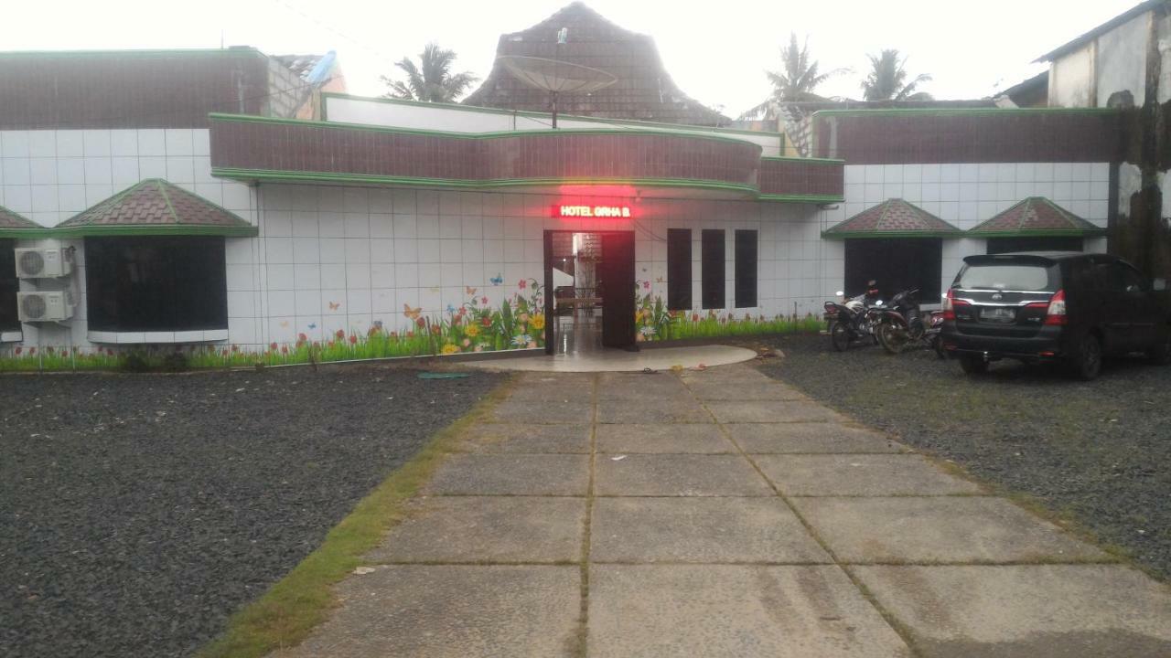 Hotel Gbs Malingping Buitenkant foto